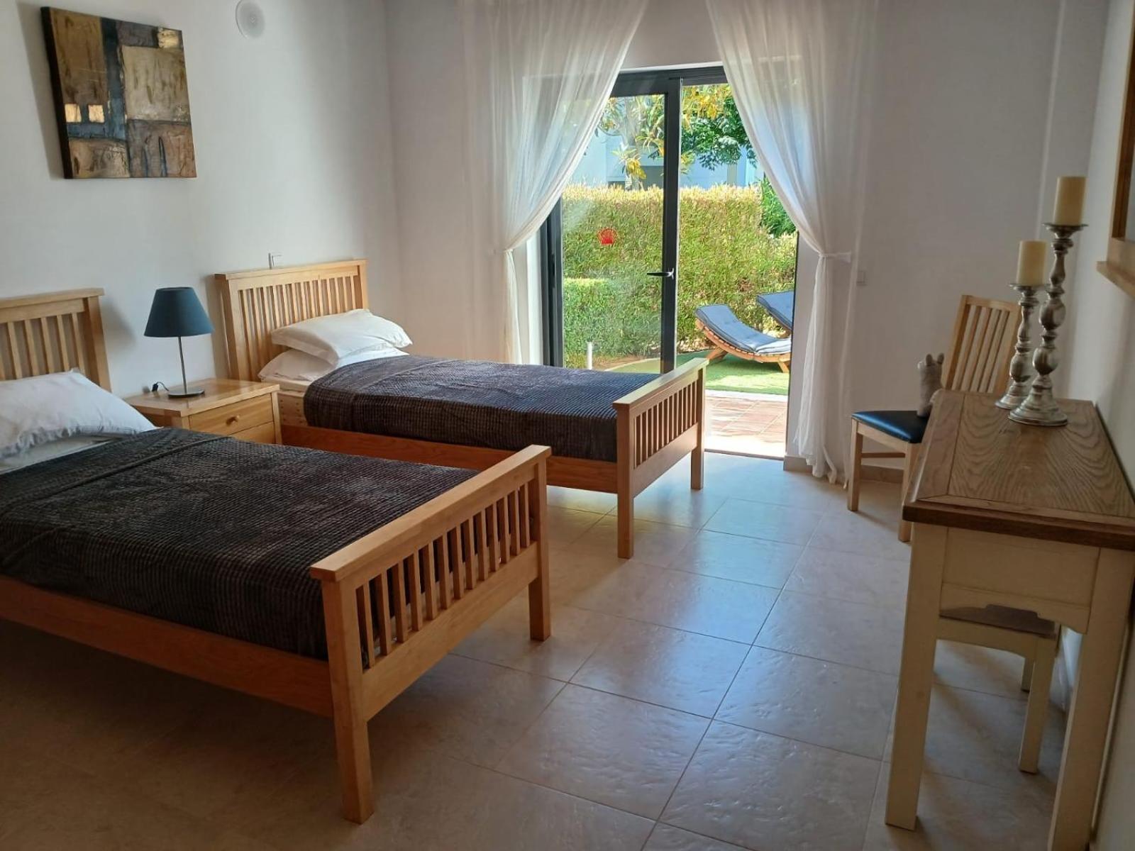 Apt Aurora Lote 80 3 Bedroom Лагуш Экстерьер фото